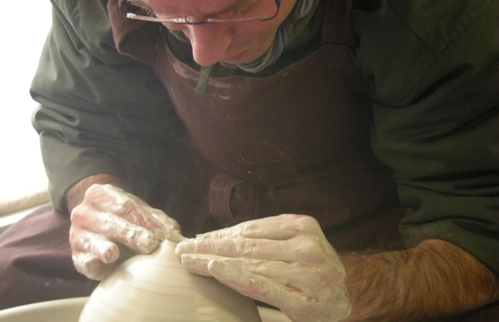Jean Simon, Potier à Mâcon - Poterie du trait sur le volume