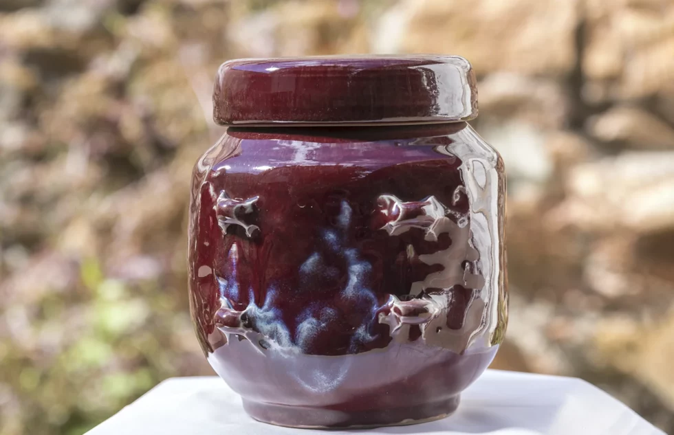 Poterie sur mesure en céramique artisanale à Mâcon
