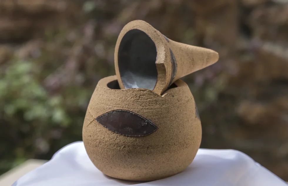 Poterie sur mesure en céramique artisanale à Mâcon