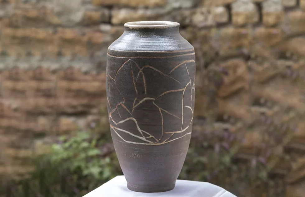Vase en céramique artisanale à Mâcon